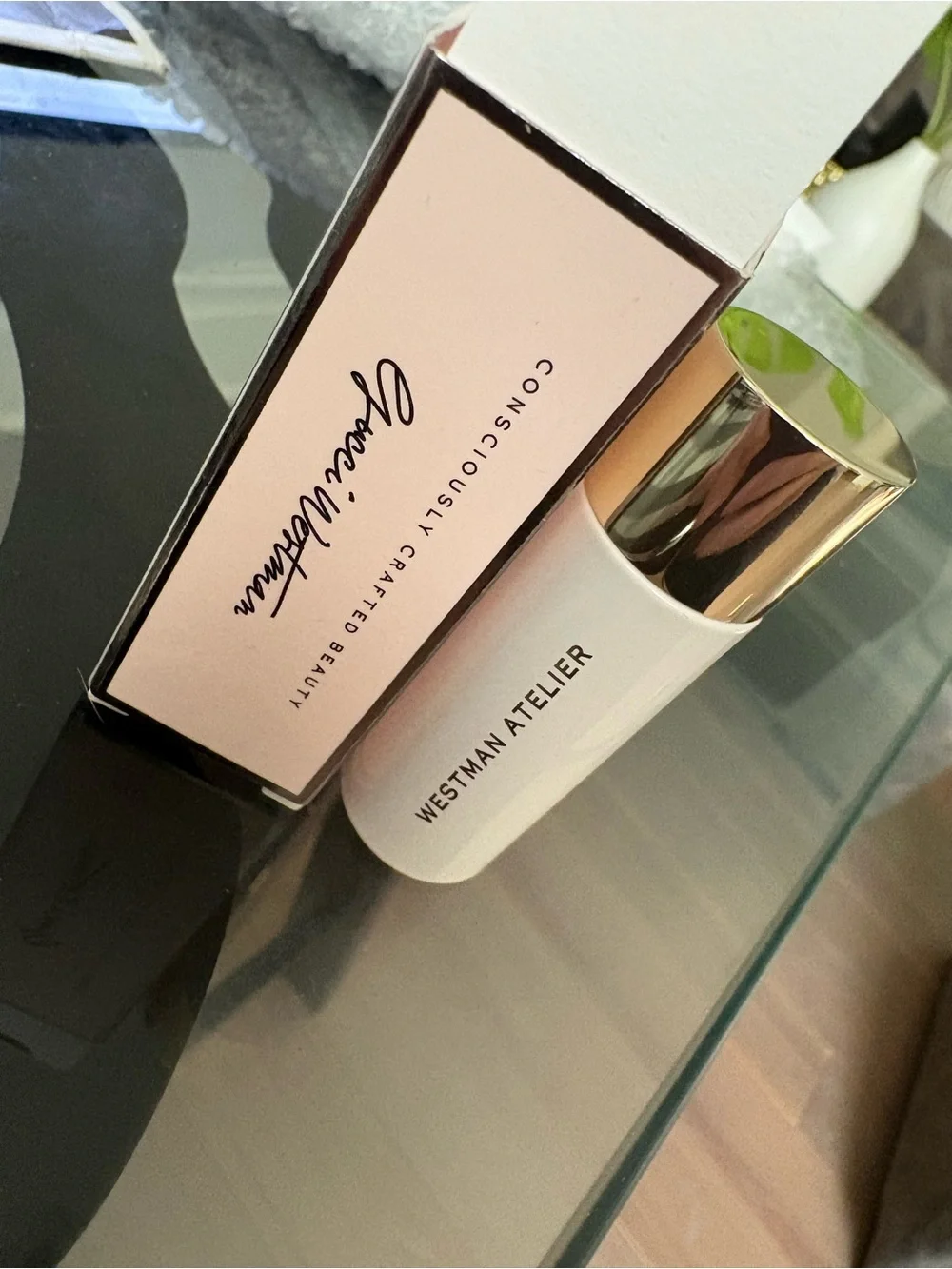 Vital Skin Concealer in shade Atelier M3